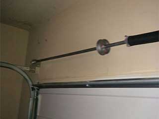 Difference Between Extension And Torsion Springs | Garage Door Repair Bulverde, TX Difference Between Extension And Torsion Springs | Garage Door Repair Bulverde, TX